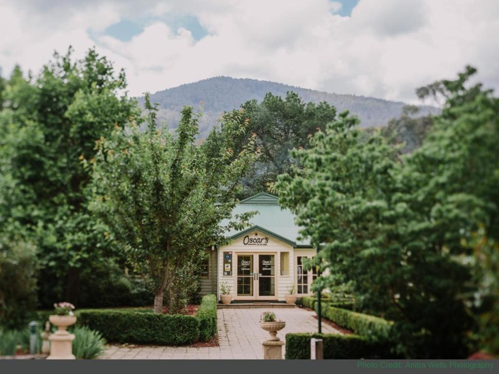 Hotel Oscar'S On The Yarra Warburton Exterior foto