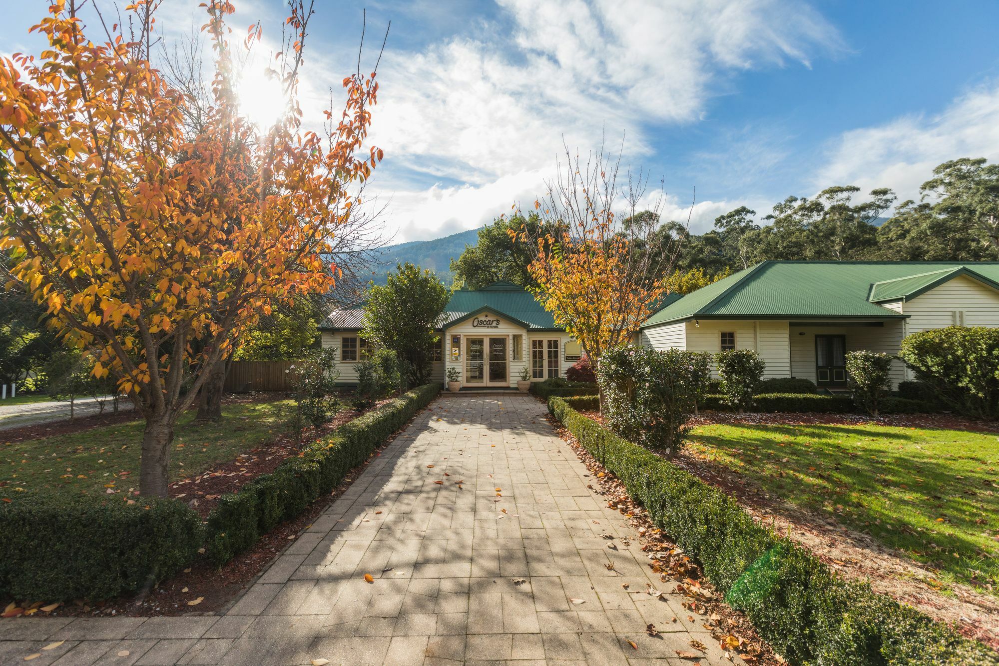 Hotel Oscar'S On The Yarra Warburton Exterior foto