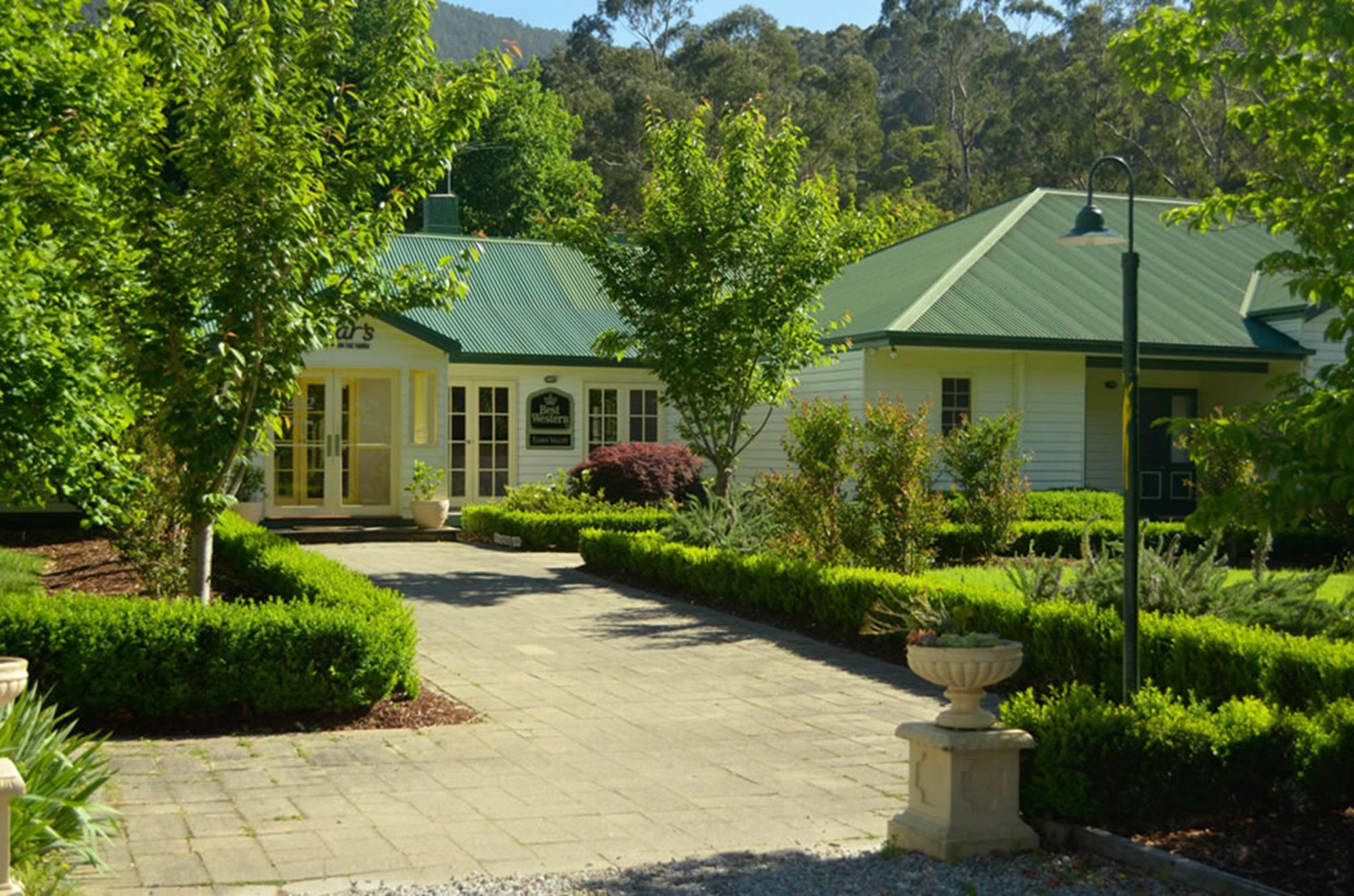 Hotel Oscar'S On The Yarra Warburton Exterior foto